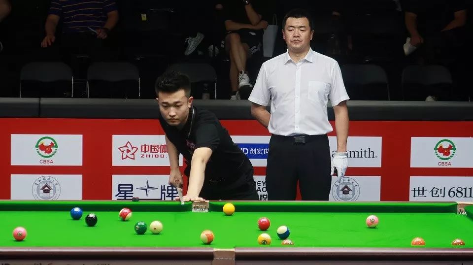 造成犯规 造成犯规